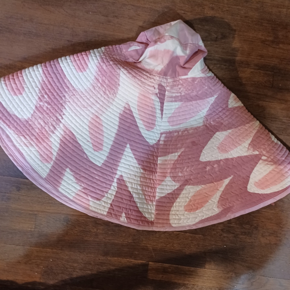 NEW ! Romualda  Pink and White Quilted HUGE sunhat